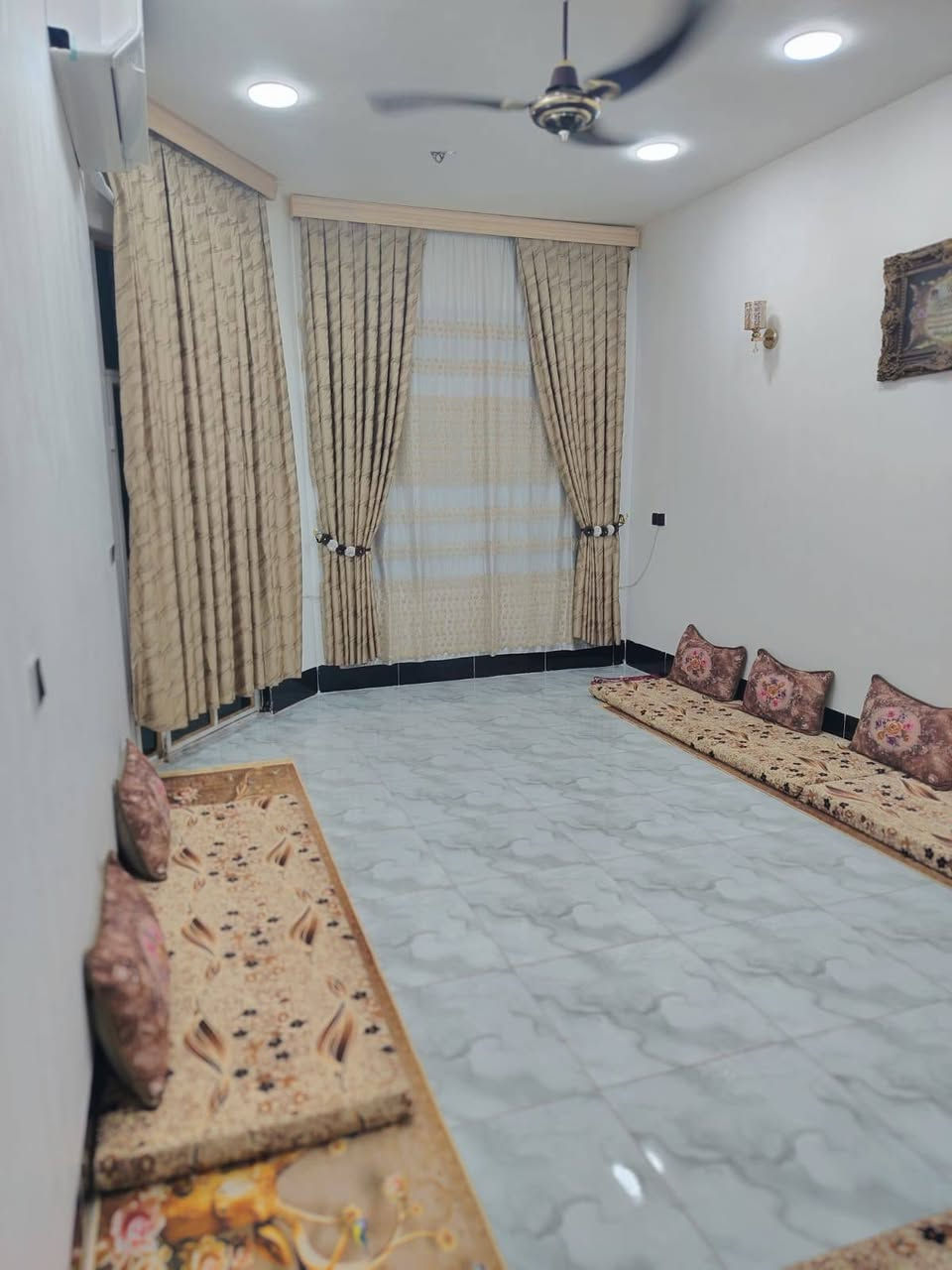 السلام عليكم ورحمة الله وبركاته
دار للبيع طابو زراعي سند 25 المساحة ١٥٥م العنوان الراشدية شارع المراسمة طريق يؤدي إلى جزيرة بغداد تفاصيل داخل الفديو للاستفسار الاتصال على ***********
