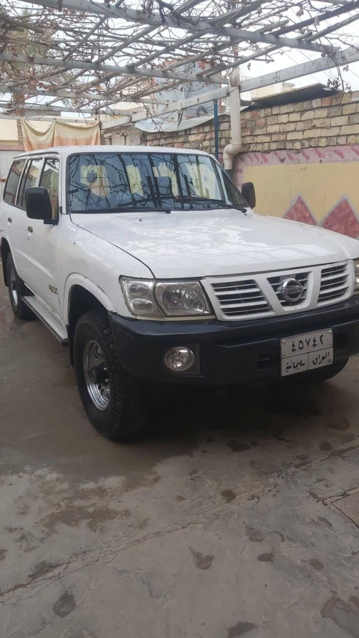 موديل ٢٠٠١ رقم سليمانية شرط حاسبة بغداد السيارة ابلادية مابيها صبغ فقط ضربة جاملغ الأيسر الأمامي والبنيد للاتصال بالرقم ***********
