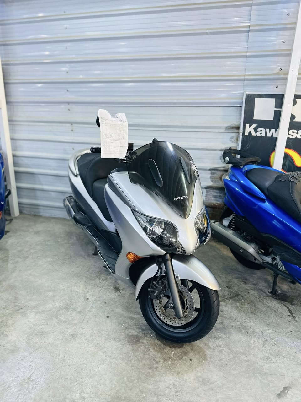 اللهم صل على محمد وال محمد السلام عليكم أخوتي الطيبين 🧿🧿
#بيع_بلنقد_والتقسيط_المريح

وجبه دراجات فورزات رمبه وكفاله عامه قطع طك كارتون نظافه 100/100 بحاله الوكاله زيرو شرط المزاد 🇯🇵🔥

يوجد توصيل لجميع المحافظات 🚑 للاستفسار بغداد الغزالية شارع الضغط معرض علاوي الباش
***********
***********
