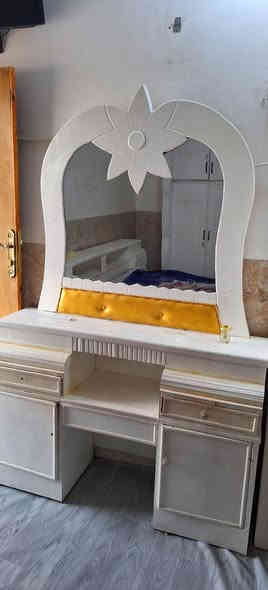 غرفة اخشاب للبيع صاج عراقي مصبوغه لون ابيض 
نظيفه  السعر  600 الف  وبيها مجال للشراي 
الاتصال على وتساب او على الخاص ماسنجر 
*********** 
العنوان  كربلاء المقدسة  الحر   منطقة السواده
