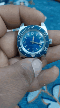 ساعة البيع سعر خاص رقم ***********
