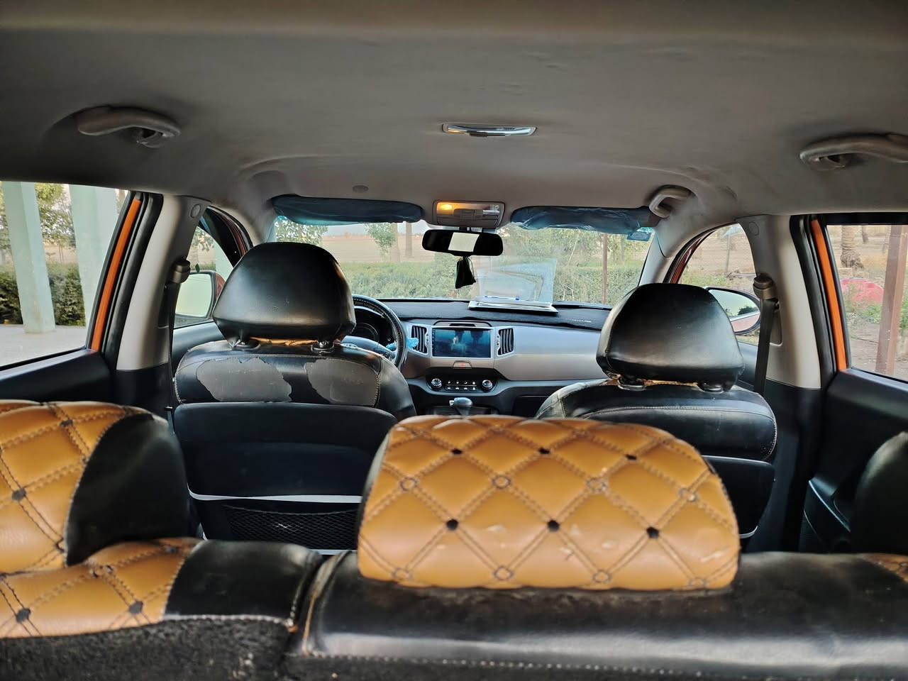 السلام عليكم سبورتج خليجي للبيع موديل ١٦ مكفوله كفاله عامه الون مشمشي شاشه تحكم ستيرن تدفئه تبريد فول تخم تاير السياره ماناقصه برغي وبسمي رقم بغداد السعر ١٧٠ وبيه مجال قليل رقم تلفون ***********
