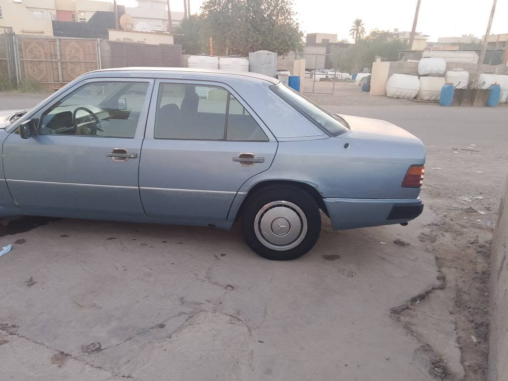 ‎مرسيدس موديل89 رقم نينوى تبريد شغال قواعد دبلات سليمة***********‎ خناقين, ديالى
