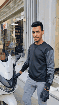 تم وصول جامة ام القطعتين pcx جيل الرابع فقط الكل منتظرني عليها  3 الوا...