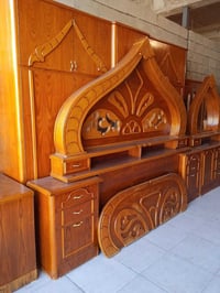 غرفه سته أبواب ملحق شغل ثكيل درجه اولى اتصل على الرقم 07710183802