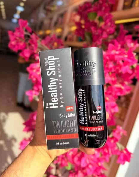 ✨ سبلاش هيلثي شوب الرجالي – 3 ألوان تخطف الأنفاس ✨

ارتقِ بجاذبيتك وروحك الرجولية مع مجموعة Body Mist – The Healthy Shop MEN بثلاث روائح فاخرة مصممة للرجل الواثق:

🔥 الأسود – Twilight Woodland
رائحة قوية، ثابتة، تمنحك حضوراً ذكورياً لا يُنسى… لمسات خشبية عميقة تناسب السهرات والمناسبات.

⚫ الرصاصي – (Gray Edition)
لمسة راقية هادئة… مزيج فريش وسبايسي يعطيك انتعاش طوال اليوم ويخلي ريحتك ناعمة ومرتّبة للدوام والجامعة.

🔵 الأزرق – (Blue Edition)
عطر منعش مستوحى من البحر… يمنحك طاقة وشعور بالنظافة والبرودة، مثالي للصيف والاستخدام اليومي.

✨ مميزات المجموعة:

ثبات مميز يدوم لساعات

روائح فخمة تنافس العطور العالمية

حجم كبير 240ml

يناسب كل الأذواق… وكل وقت

💥 اختَر لونك… وخلّي ريحتك تحچي عنك!

#كوزمتك_حيدر
تابعنا على 
انستكرام https://instagram.com/1__coz?utm_medium=copy_link
تلكرام
https://t.me/kk2hhkk
فيسبوك
https://www.facebook.com/كوزمتك-حيدر-112129767297514/
***********
#كوزمتك_حيدر
# سدة_الهندية .. حي الزهراء. الشارع الاول
