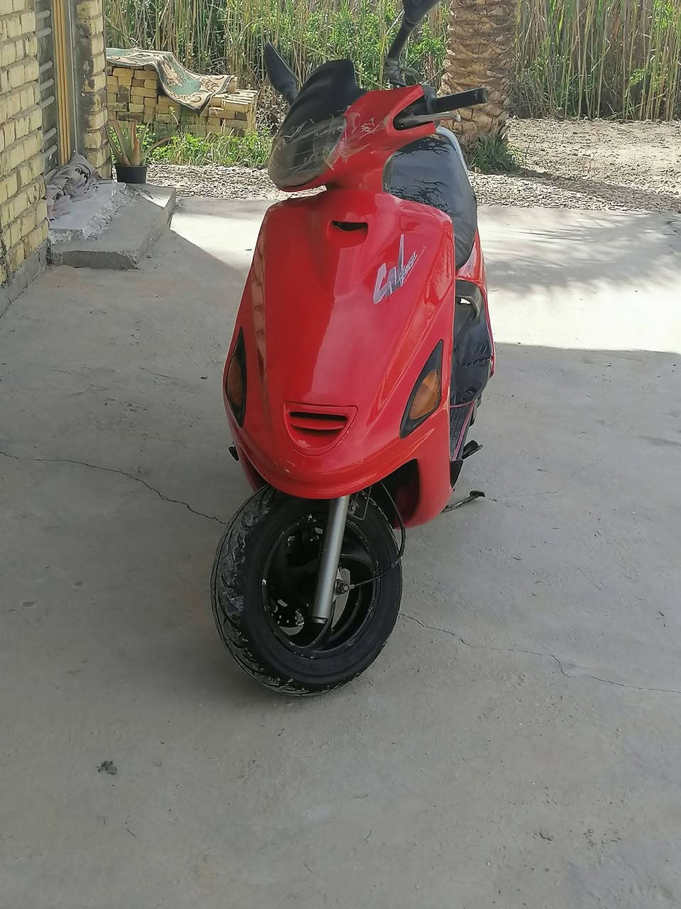 سلام عليكم
دراجه فراشه كرستال فحل ١٤٠ دسك  مكينه مفتوحه مره وحده تشتغل هندر واحد تخم تاير جديد نظيفه جدا للبيع السعر ٣٥٠
***********
