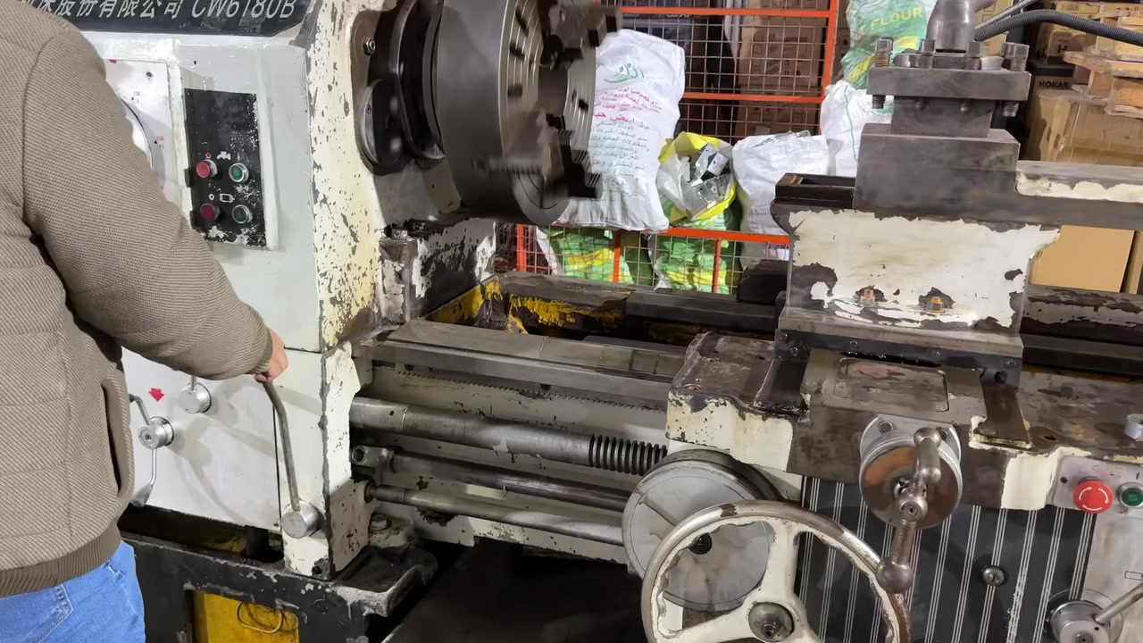 بحمد الله
 وصول  تورنة بسعر جدا مناسب
 نوع صيني مؤسسةمستعمل النضافة ٧٥٪؜ بالنسبة للهيكل كما موضح بالصور و ٩٥٪؜ نظافة الكير بوكس  ،٣ متر ًمن العينة الى السلايد نوع  عالي بدون كصة تفر ٨٠ سم  على الفرش كلج ميكانيكي مع سنتر وبراكيت للمعلوماتية الاتصال على الرقم 
***********
متوفر واتس اب
العنوان الموصل
