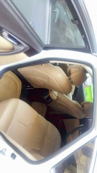 وبركاته هونداي ازيره  موديل 2015خليجي.... موصفات  فول   مكينه 6 سلندر ...