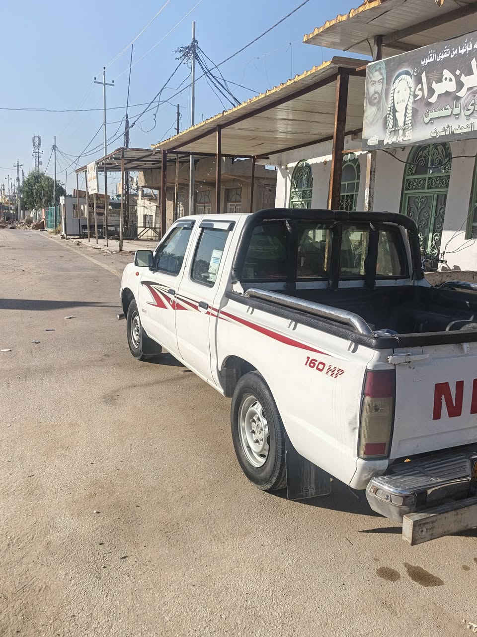 السلام عليكم 
بيكم شبوط 2008 
للبيع سياره خير من الله 
نقص حداديه وكمبريسر تبريد 
مكينه كير تايرات جدد 
رقم نجف 
سنويه جديده الى ٣١ 
السعر 85  وبيها مجال 
للستفسار  ***********
