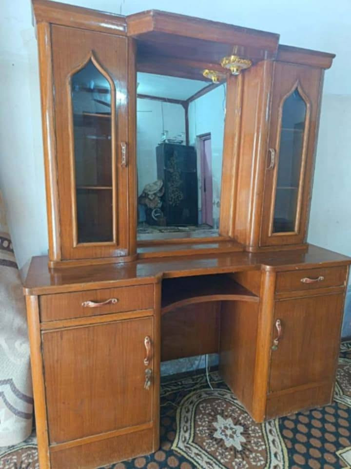 غراض بيت كل حاجة سعرها أسفل بالتعليق 
هذا رقمي وبالخدمة
***********
