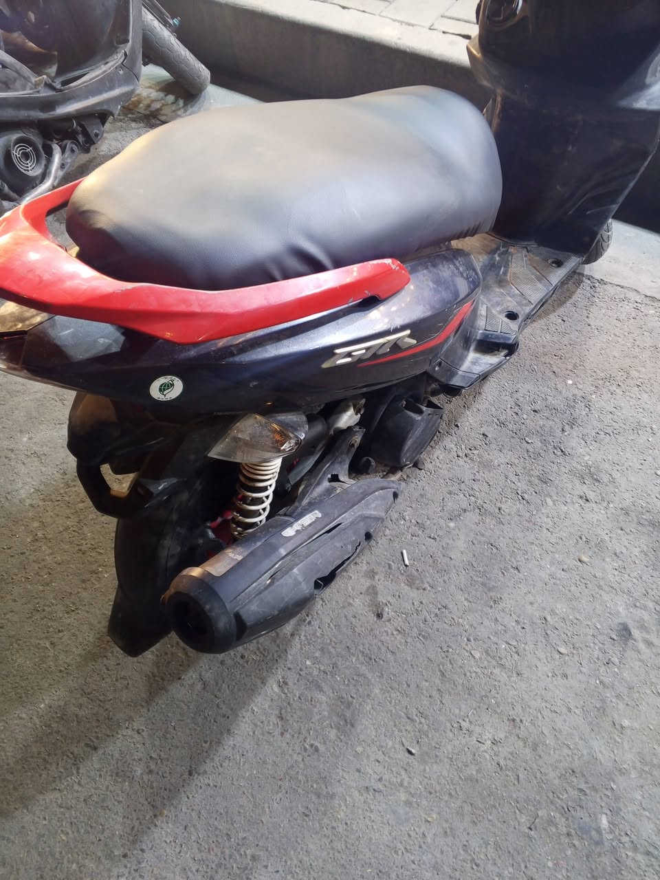 جي تي ار للبيع مكينه ناعمه شلعة معدل كهربائية شغالة مكاني حريه أو ساحت عدن سعر 450 
***********
