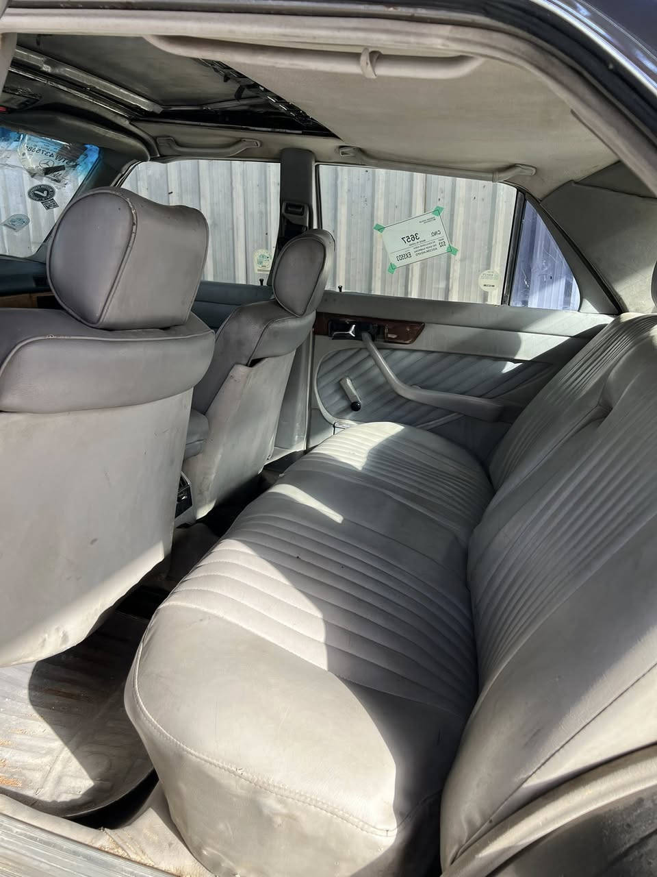 سلام عليكم رائسي موديل 1987 جاهزة تبريد سلايت محرك ففتي تخم تاير رقم ديالى انكليزي بسم خالي تحويل ثاني يوم سعره 60 وبي مجال مكانه بغداد ***********
