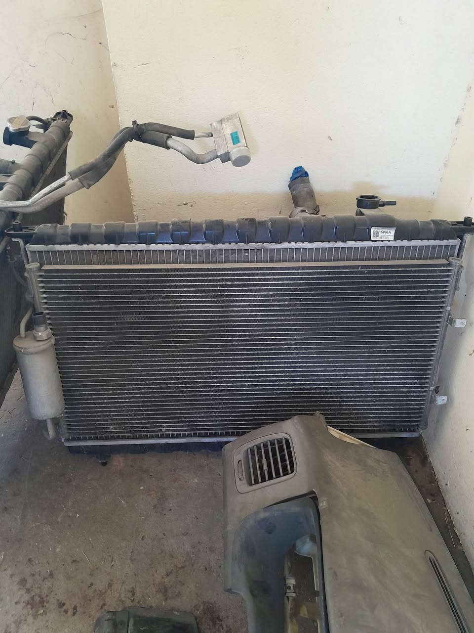 أدوات سوناتا وفود ومنغولي حاوية كوري
ديالى تقاطع القدس قرب جسر مشاة تقاطع السادة 
***********
***********
