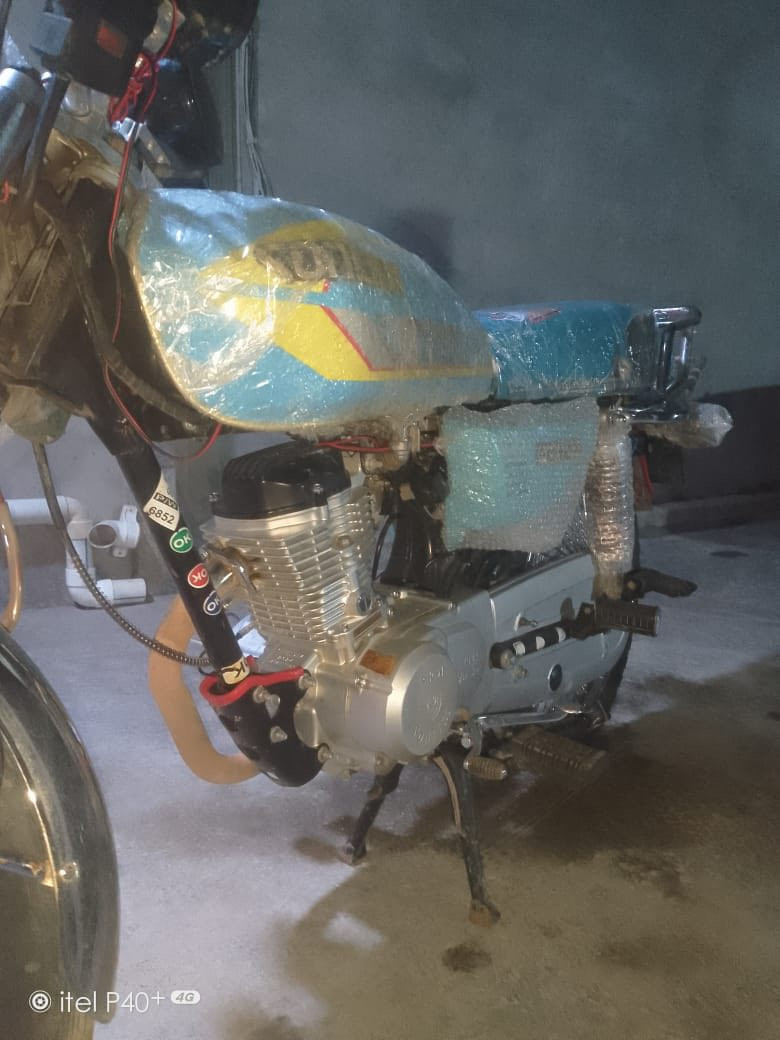 سلام عليكم دراجه تايكر 2024 عله وضع الشركه برغي ما مفتوح منها الدراجه شرط من كلشي مكفوله600 وبيها مجال  مستعجل ع بيعه مكاني تكريت القادسيه رقمي ***********
