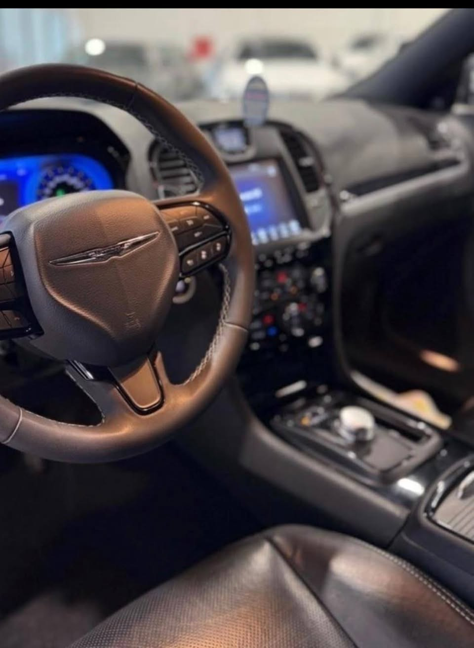 | كرايسلر 300S ويل كولد 2023
فخامة، قوة، وحضور رياضي باللون الأسود مع رنكات سبورت 

 الموديل: 2023
 الممشى: 38,000 كم فقط
 الفئة: 300S ويل كولد
 الحالة: كلين تايت – استخدام نظيف جدًا
 كفالة: كفالة لمدة عام شرط التحويل

 المواصفات والمميزات:
• فل أوبشن
• تبريد وتدفئة للمقاعد الأمامية والخلفية
• تبريد وتدفئة للدركسون
• رادار أمامي وخلفي
• نظام تحديد مسار مع سياقة ذاتية
• شاشة كبيرة مع كاميرا خلفية
• حساسات أمامية وخلفية
• تشغيل بصمة
• نظام صوت فاخر من Alpine
• مقاعد جلد كهربائية بالكامل
• إضاءة LED أمامية وخلفية
• رنكات سبورت تضيف طابع رياضي مميز
• السيارة نظيفة جدًا من الداخل والخارج

 سيارة تجمع بين الفخامة والأداء الرياضي، جاهزة للاستخدام وما تحتاج أي صرف.    رقم هاتف صاحب السيارة ***********
