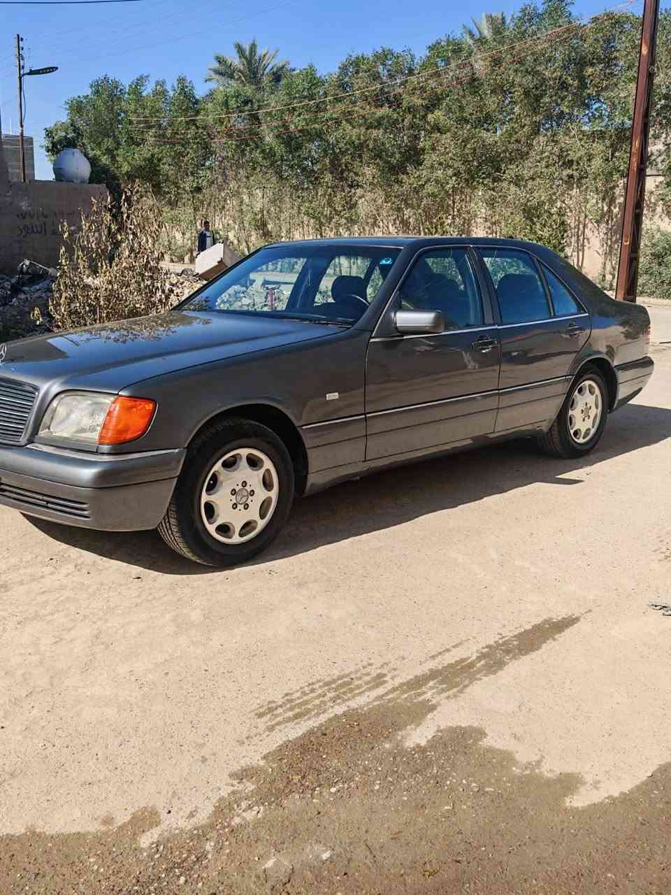 ياالله السلام عليكم مارسدس شبح للبيع موديل 1996 اصل سنويه وبليته 96 كير ومكينه مكفولات حداديه 80٪100 تخم تاير سياره ادامه كامله عل مكينه  خراطيم 320 سياره دبل جام فتحه مري شفط داخل جلد اسود سياره محزمه صبغ مابيه اي نقص سعر 85 وبيه مجال عنوان بغداد الدوره   رقم صاحب السياره  *********** مكلف بل نشر راغب بل شراء يتصل
