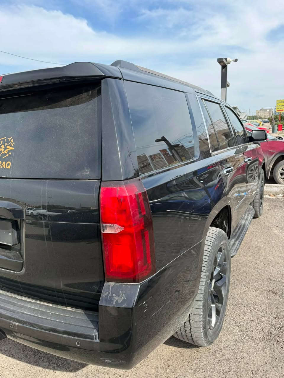 السلام عليكم تاهو موديل ١٦ اعلى فئه بل التاهو ابرايمر متومه 
وبيهه معامله مال ترقيم العنوان بغداد حادثهه جاملغ وبنيد 
السعر ١٧٠$ ابيع كوم حديد مكفوله عشائر ودوله
الاتصال ***********
