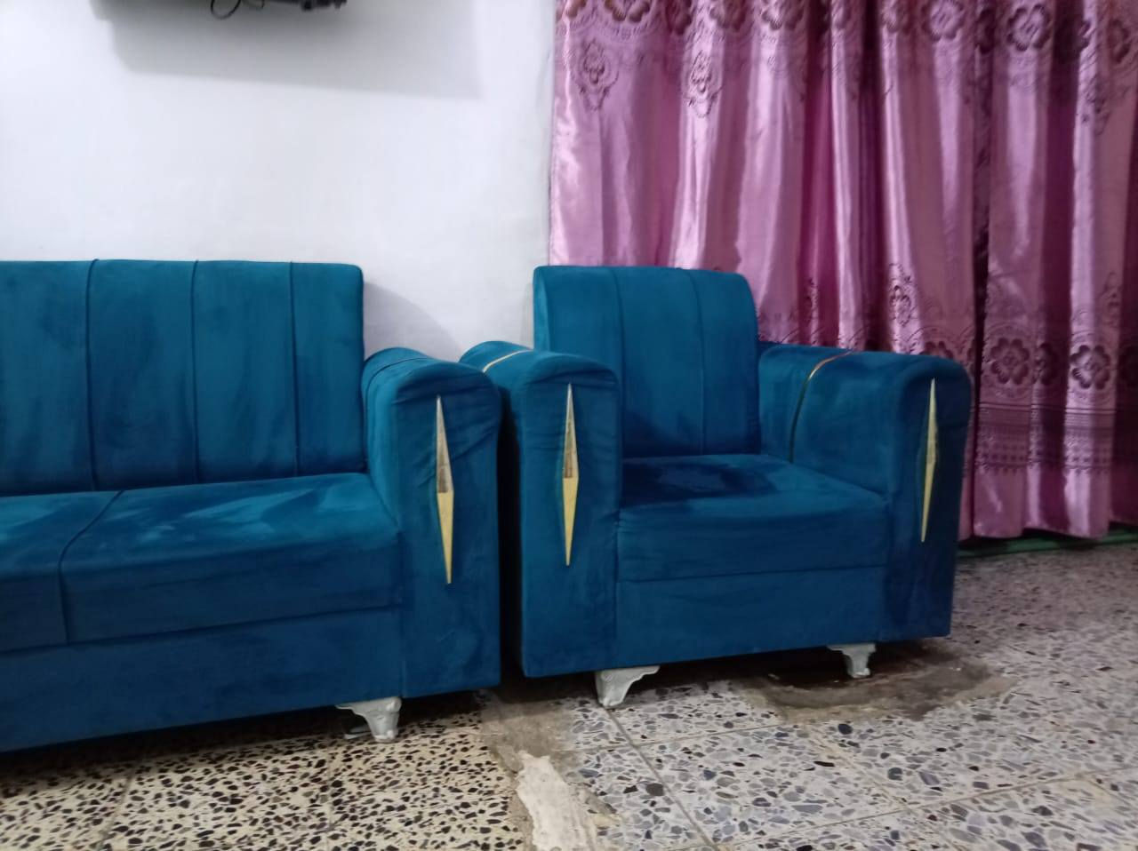 تخم للبيع عشر مقاعد وبسعر مناسب 150 الف


**إذا كنت صاحب هذا الإعلان وتريد حذفه لأي سبب، رجاءا أرسل رسالة إلى الدعم الفني**