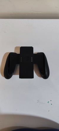 قبضة جوي كون • العدد 3 • توصيل