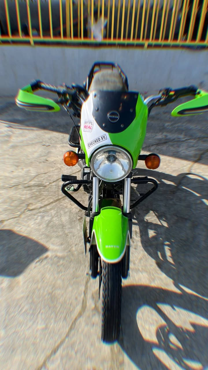 دايوان موديل ٢٣ نازلة نهاية ال٢٤ عليهة زنون ماركة سيزر
كهربائيات كفالة 

دبل اشارة 
دسكات جديد 
بنزات جديد
دوشمة  للكشن  طبقة سوداء + عازل شفاف 
نكرة سلف بكل وكت حتلو درجة الحرارة -50 

كابريتر 200 ومكينة 200 

الدراجة كلش حلوة ونضيفه بالواقع احلى من الصور 

مرقمة رقم ديالى باسمي شخصيا تحويل شوكت ما يعجبك 

محرك وكير مكفولات  

شلعة ومعدل تشك الكاع وترايك لزاخو 

الدراجة مناقصها اي شي نهائياً 

السعر 2,200 

رقمي ***********
