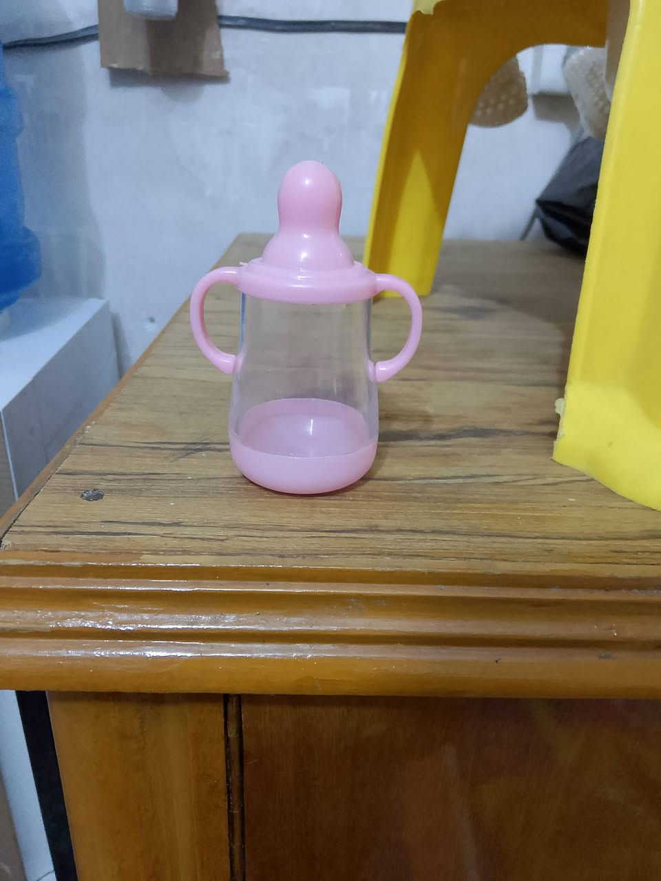 سلام وعليكم لعابه للبيع السعره 60وبيه مجال وتحجي 3كلمات معه مميه وملابس والكرسي وحضه مكاني نحف حي العداله


**إذا كنت صاحب هذا الإعلان وتريد حذفه لأي سبب، رجاءا أرسل رسالة إلى الدعم الفني**
