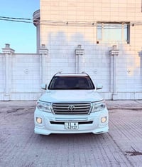 لاندكروز GXR • ٢٠١٣ • ٨ سلندر