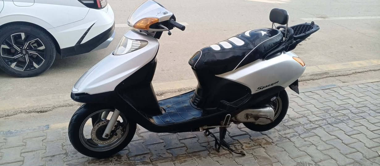 سبيسي ياباني للبيع نضيفه كهرابأيات شغله كلهه مكلف بلنشر ***********
