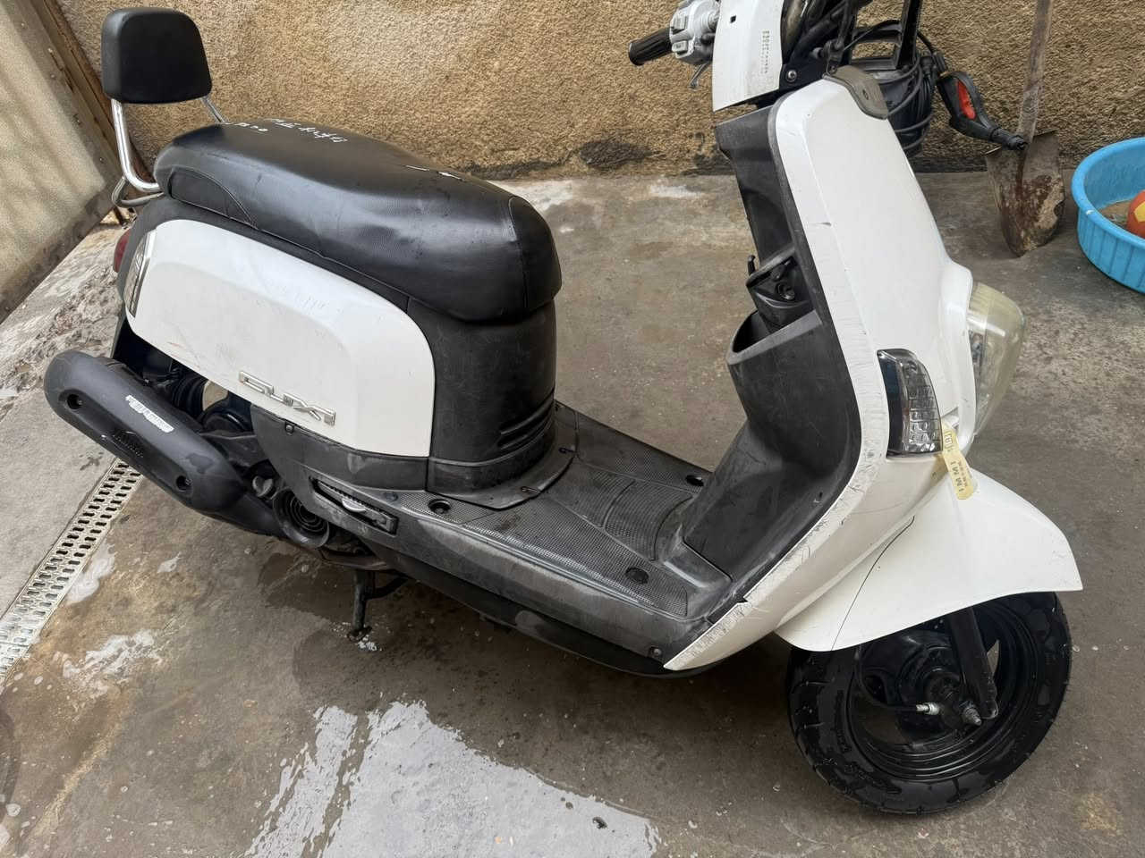 السلام عليكم درجة بيع بوليس مكفوله من كلشي مكاني بغداد رقم ***********
