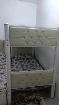 جرباية طابقين نضيفة السعر ١٠٠ مكان بغداد صدر القناة رقمي ٠٧٧٠٦٩٧٢٣١٠