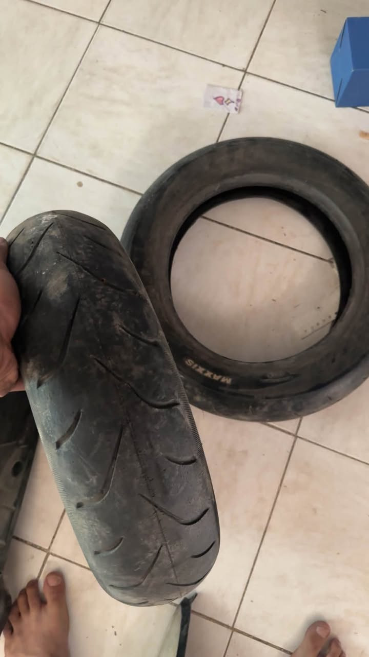 تايرات جلاتين مال مطارح عراض زوج ٥٠الف
دواخل فحل طلاعات سعرهن ٢٥الف
ماصده وبكلايت فحل سعرهن ٤٠ الف كلهن نضيفات لغراض مكاني بغداد *********** متواجد خاص و وتساب و توصيل ماعندييي
