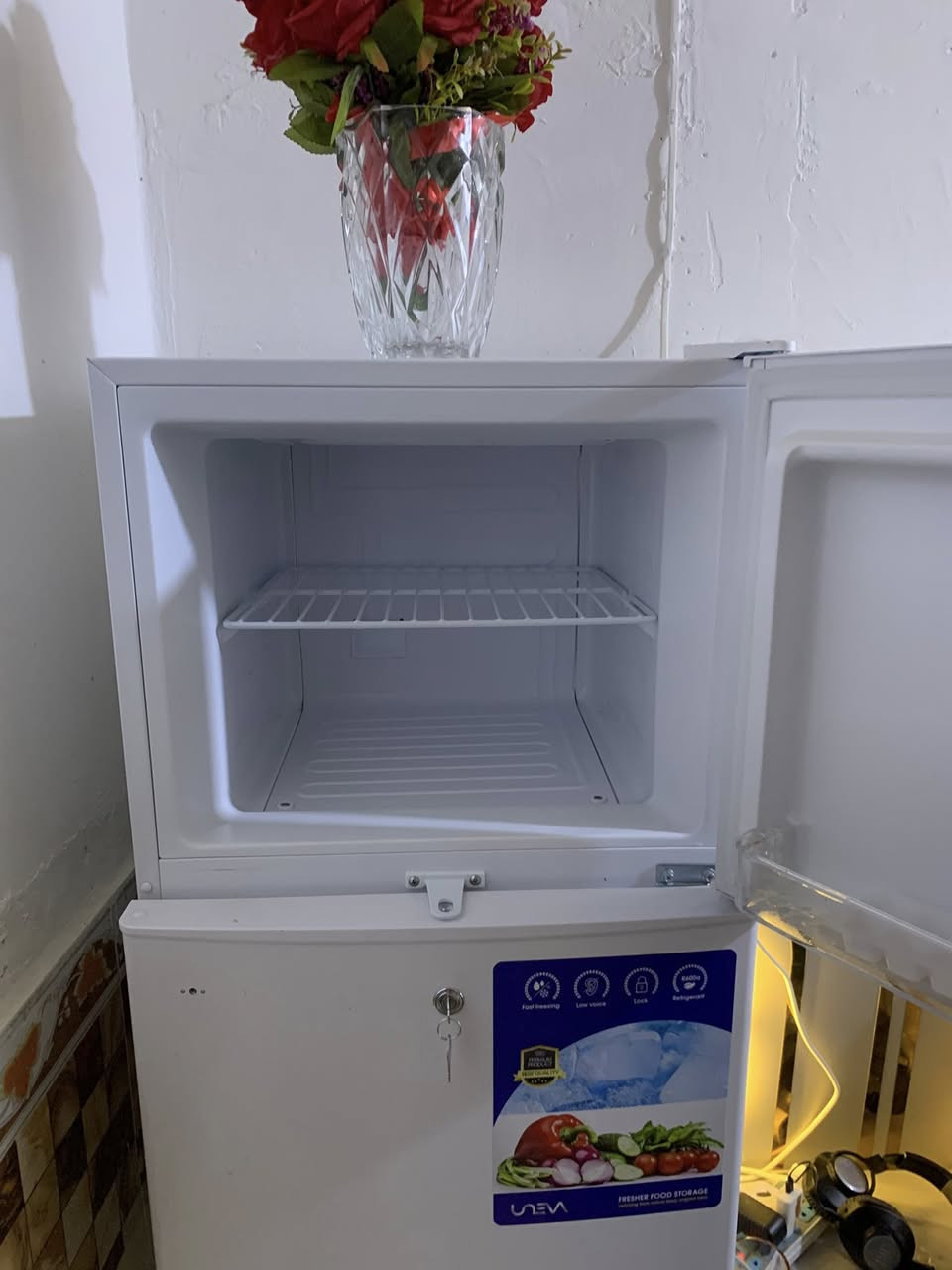 سلام عليكم ثلاجة جديدة طك الباكيت مامستعمله ابد ومامشتغلة عل فحص تاخذها من البيت سعرها 280 وبيها مجال حك الجيه مكاني نجف حي العسكري كبل رقم الهاتف***********
