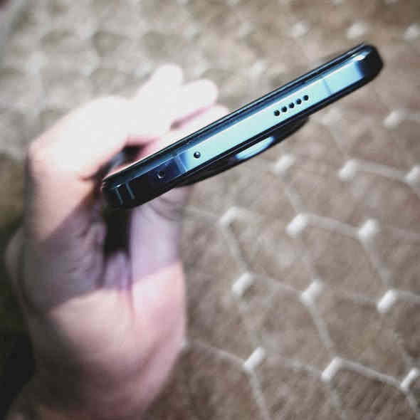 جهاز honor magic 7 pro للبيع ذاكرة 512 عشوائية 12 مع كامل الملحقات مكاني بغداد المشتل ب900 وبي مجال للشراي للاستفسار ادخل خاص او على الواتساب على الرقم ***********
