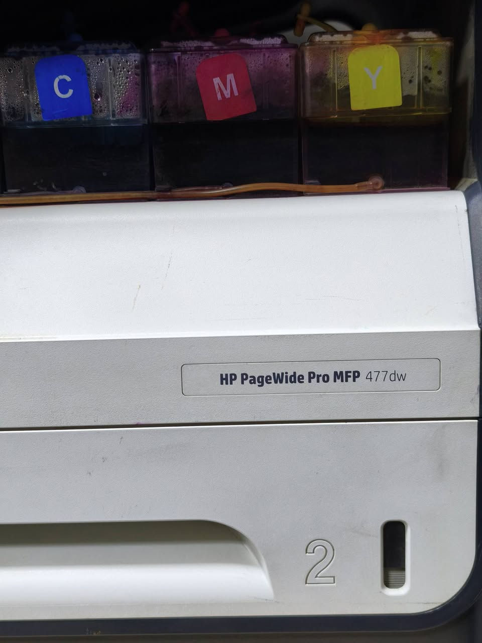 🛑للبيع 🛑 
طابعة hp477  الغنية عن التعريف مثل ماتشوفون نظافة الطابعة كدامكم وياها تيست الطباعة ومعلومات الطباعة 
للبيع مستعجل عليها 
عدادها 261 الف صفحة 
بيها مشكلة وحدة (فيدر سحب الورق من المجر يحتاجلة تنظيف وصيانة لان يتأخر بسحب الورق )

المواصفات:
🖨️ 4 وظائف بجهاز واحد: طباعة | استنساخ | سكنر | فاكس
⚡ سرعة عالية: تصل إلى 40 نسخة بالدقيقة
🎯 دقة طباعة ممتازة: تصل إلى ‎2400×1200 dpi
🌐 خيارات ربط متعددة: Wi-Fi | USB | Ethernet
📱 طباعة مباشرة من الموبايل بكل سهولة
🎯 مثالية لـ:
المكاتب والشركات 📂
الاستخدام المنزلي المكثف 🏠
المشاريع الصغيرة ومحلات الطباعة 📄
متوفر توصيل لكل العراق 
السعر ٤٢٥ الف 
والي يحب يفحص يتفضل 
للتواصل ماسنجر او واتساب ***********
