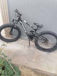 دراجة هوائية • مجمع الاميرات