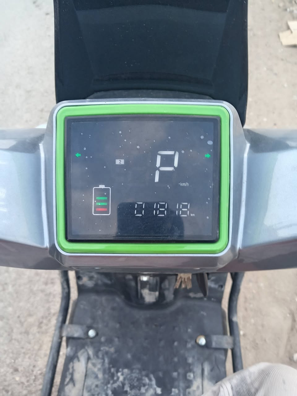 سلام عليكم
دراجة شحن للبيع
صار ٣ أشهر من نزلتها زيرو
بصمه وحده سويج ثنين
السرعة القصوى : 70كم/س
2000 واط
المتحكم :45 A
البطارية :72 فولت /32 امبير ساعة
فرامل : فرامل قرصية أمامية وخلفيه
العجلة : عجلة فولاذية امامي
وضع القيادة العكسية / إنذار ضد السرقة /مزود بمنفذ يو اس بي / جهاز تحكم عن بعد / قفل المقود

                  السعر
            (950 الف وبيها مجال للشراي) 

متواجد خاص
متواجد واتساب ***********
