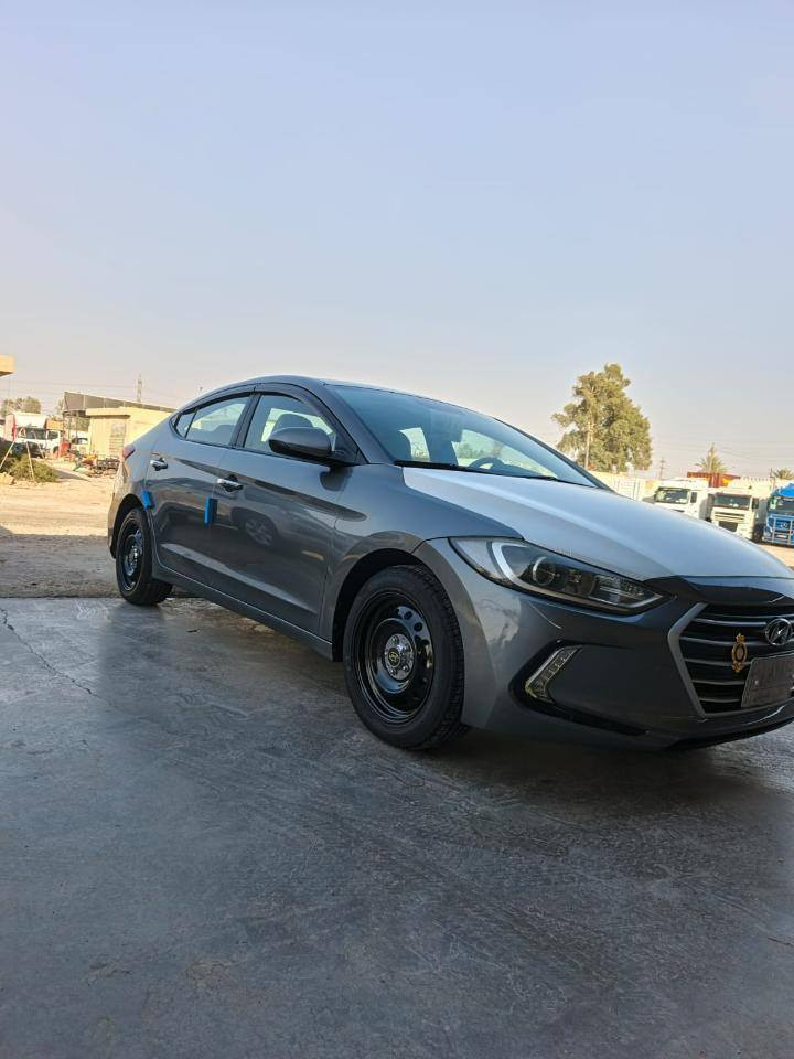 سلام عليكم عندي نتره موديل 17بسمي سياره نص فول بصمه حادثه حلو بس بل بنيد صور لحادث بل منشور لمكان واسط صويره لسعر 120 وبيهه مجال    ***********
