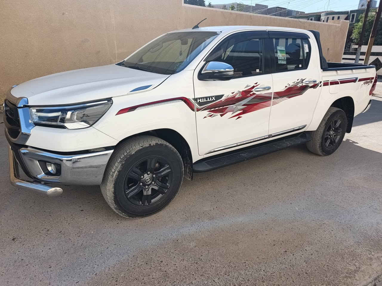 فور ويل ٢٠٢٢ ساز فول مواصفات مكفوله رقم بغداد 
ماشيه ٧٠ الف السعر ٢٩٨ وبيها مجال مكان الدجيل للاتصال
***********
***********

