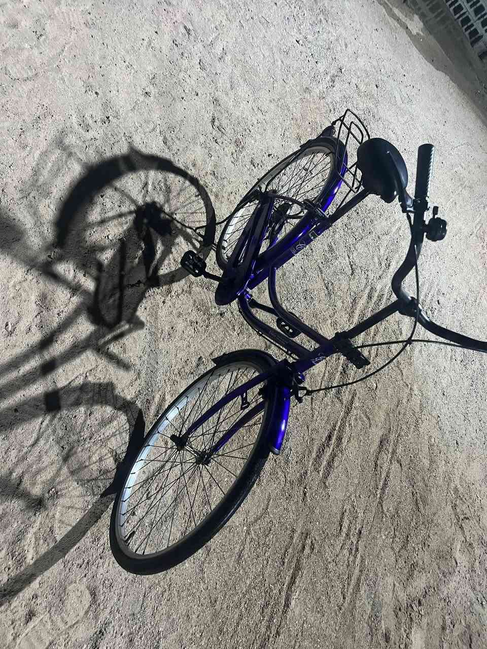 السلام عليكم باسكل للبيع فقط ما اروس مكاني شط العرب الجزيرة السعر 100 وبي مجال ***********
