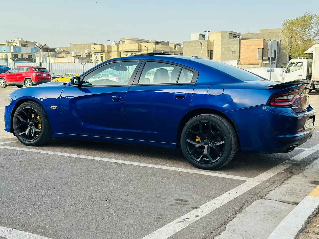 السلام عليكم جارجر اقره المنشور قبل الاتصال رجاءاً
2019 اصل رقم سليمانيه بااسمي
السياره صورها وصور الحادث كدامك  SxT بلاص فول الفول للاخير بيها كلير من امريكا 6قطع ابيعلك حزام بدون معجون بدون دواخل بدون ضربه السعر 173
مكاني بغداد الدورة او السيدية ترهم مراوس حسب القناعة
***********
