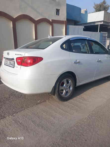 النترى 2010 بلا دواخل كاربون بانزين محرك 16 ملاحضه 3 مكانات بارد تلقيط السعر 122 بيها مجال شي بسيط ***********
