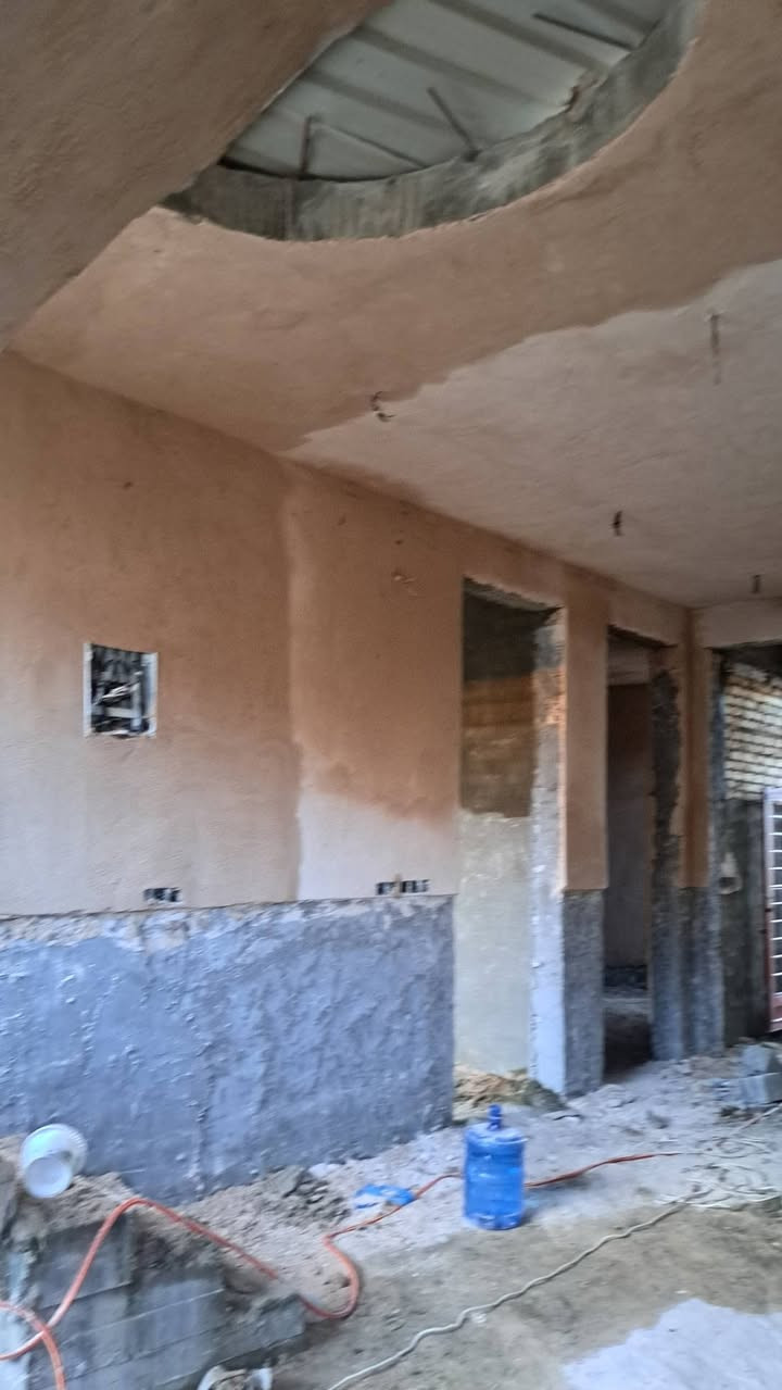 دار للبيع مساحه 200 متر كما موضح بالفيديو طابو زراعي سند 25 العنوان طويريج مليبيج خلف مدرسة الفراتين متوفره كل الخدمات***********///////
