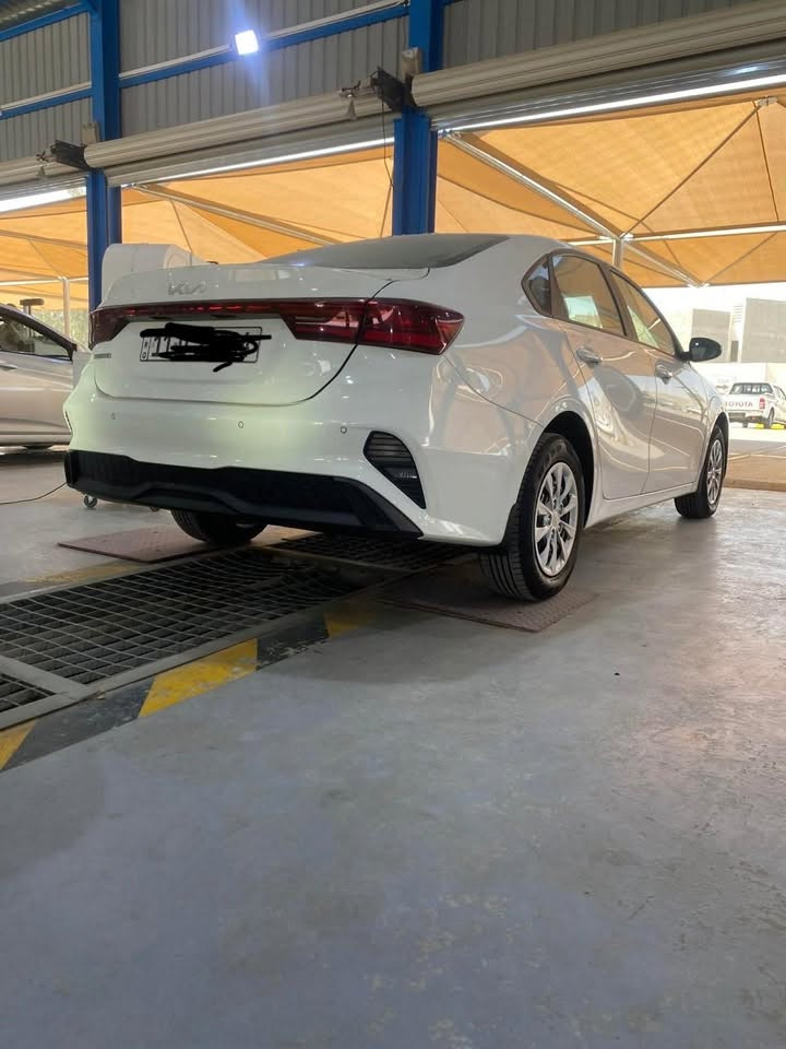 🚗 للبيع كيا سيراتو 2024 وارد خليجي
- موديل: 2024

- وارد خليجي

- ماشية 71 ألف كم

- 

- المكينة والكير مكفولات وما بيهن أي ملاحظة

- الدواخل نظيفة وتلمع، بحالة الوكالة

- السيارة استخدام شخصي ومحافظ عليها

🔹 الملاحظة الوحيدة: طخة بل جاملغ الامامي بسيطة

* الرقم مميز مالتها , رقم بغداد

السيارة جاهزة للفحص بأي مكان، والشراي يتفضل على الخاص أو الاتصال للاستفسار 

للأتصال : ***********

مكاني بغداد الشعب 

-السعر : 169 وبيها مجال حك الجية
