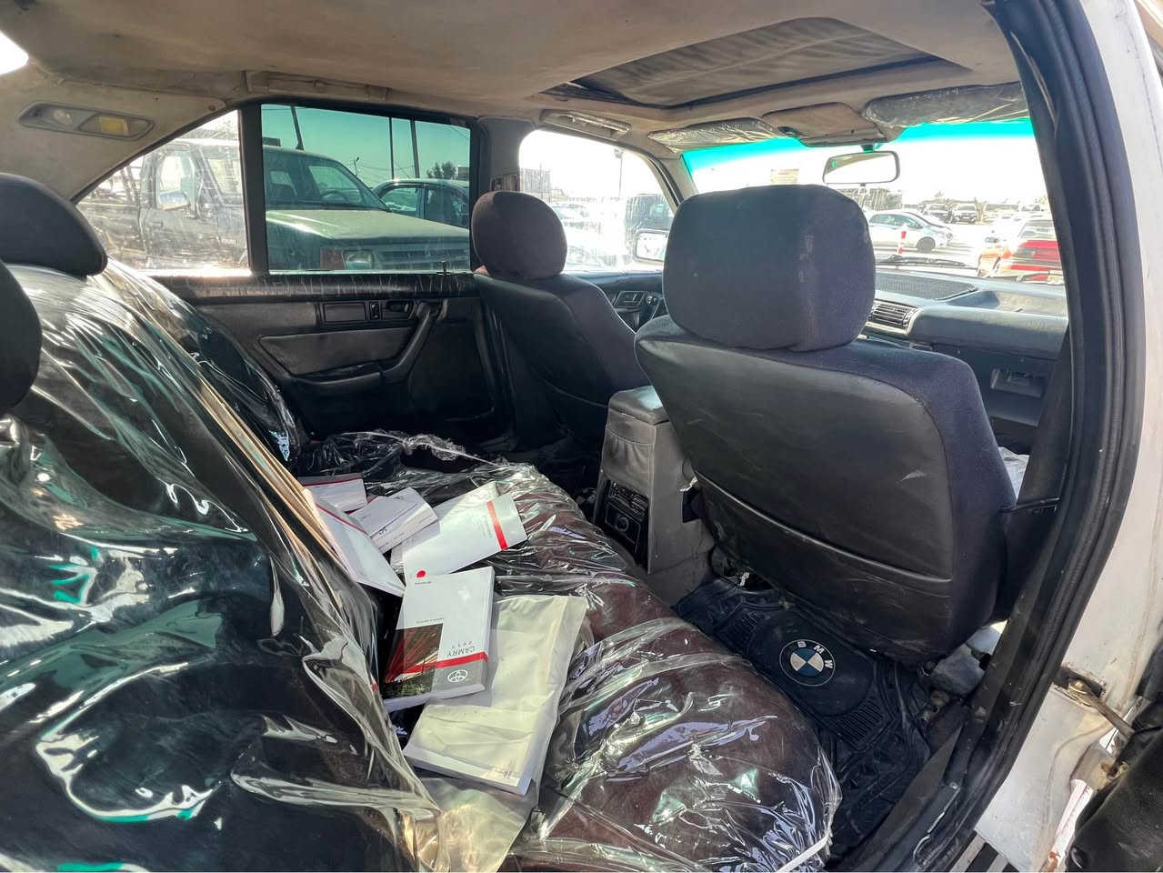 بي ايم موديل ١٩٩٠مه كينه ٥٢٠كيرعادي 
جارجام كاره با سلايت ته بريد 
كيرمه كينه اكسل به شه رت 
ته بريد به شه رت 
لايت القه و زينون 
جوارتايه و ويل حه سيرنوي 
توندوتوله سه يا ره كه كاره بايه تي هه مووي ايش ده كات 
حام بوياغه بوجواني يه ك قه باغ جاملغي هه تي 
له اوروباكورايه هي دواوه بيش كه بس بشتي كه بسه 
ته حويل به شه رت سه نه وي به سه رجوه 
١٠٠هه زارغرامه دواي محامه له بوت ده كيرمه وه 
بوزانياري زياتر له هه وليرم *********** أربيل, العراق
