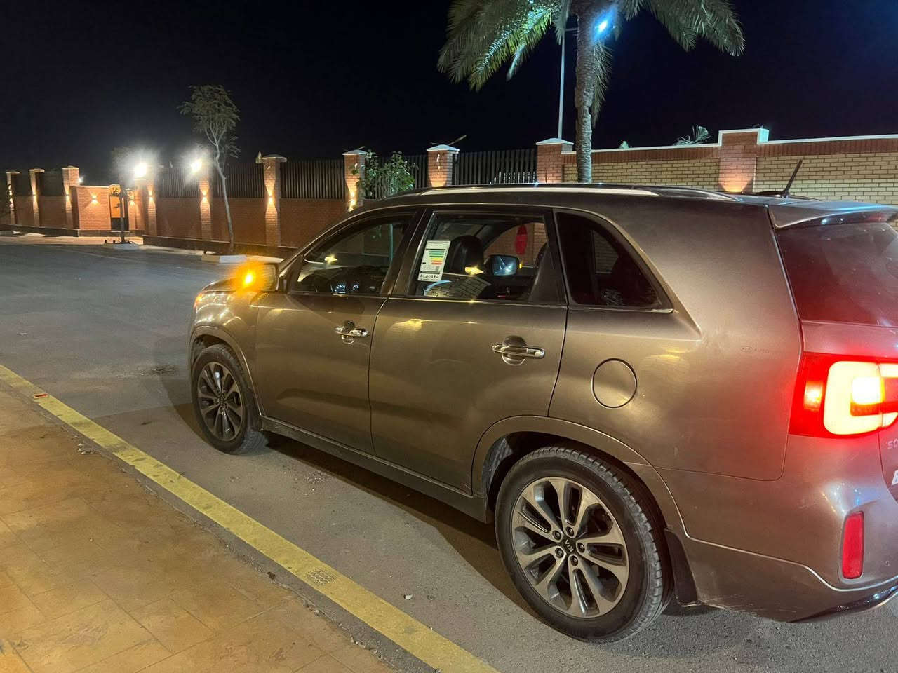 سلام عليكم سورنتو للبيع مديل 14 ابسسمي رقم بغداد الدولي نكلييزي محرك سته سلندر سبعه راكب تلث قطع تبريد بنورما عله طول السياره بصمه دخول ذكي وبصمه تشغيل مانع نزلااق انضمه قياده نورمال ايكو وسبورت رادر حساسات خلفيه كامره خلفيه بردات بيبان بلاادي سياره بيهه بارد جاملغ الخلفي ولباب وبنيد مبدل باقي السياره كفاله كير محرك كله فول صندوق كهرباء السعر 160وبيهه مجال مكاني بغداد المدائن


**إذا كنت صاحب هذا الإعلان وتريد حذفه لأي سبب، رجاءا أرسل رسالة إلى الدعم الفني**