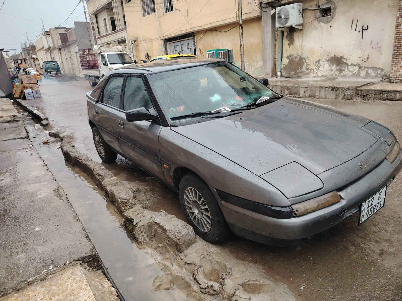 مازدا 323 اني الشرعي بيع مستعجل سعر 27 ***********
