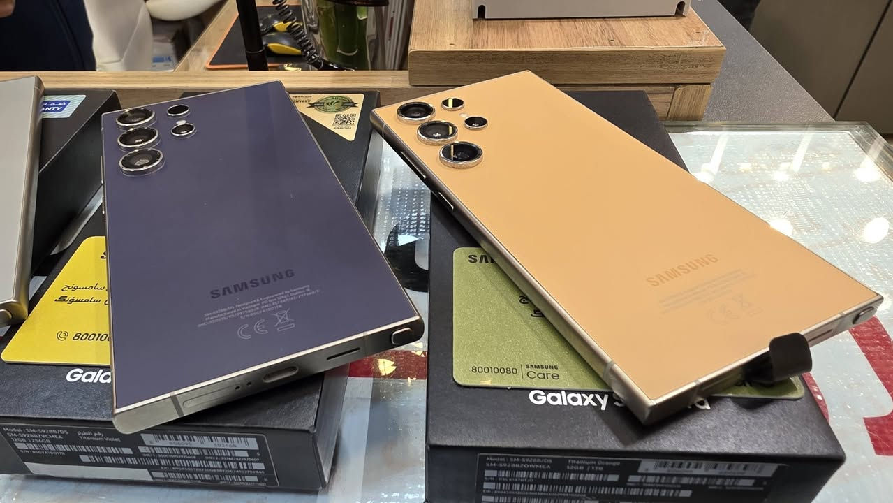 بيع شراء مراوس نشتري جميع الاجهزه الجديده والمستخدم
رقمي للاستفسار ***********

اس٢٤الترا ذاكره ١تيره برتقالي استعمال جدا قليل 

اس ٢٤الترا ذاكره ٥١٢ بنفسجي نظافه 100

اس ٢٤الترا ذاكره 256 
جميع الاجهزه داخل الوكاله ظمان حقيقي اسبوع اي خلل يسترجع او يستبدل
