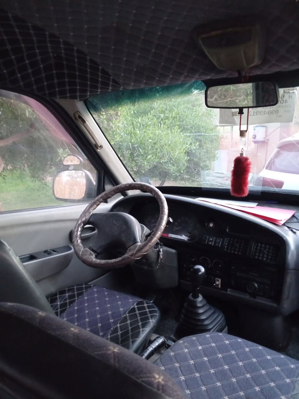 السلام عليكم بريجو موديل 97 فإن  مكفوله من محرك كير حداديه  شواصي بلاديه رقم واسط سنويه ل 29  العنوان بابل ***********
