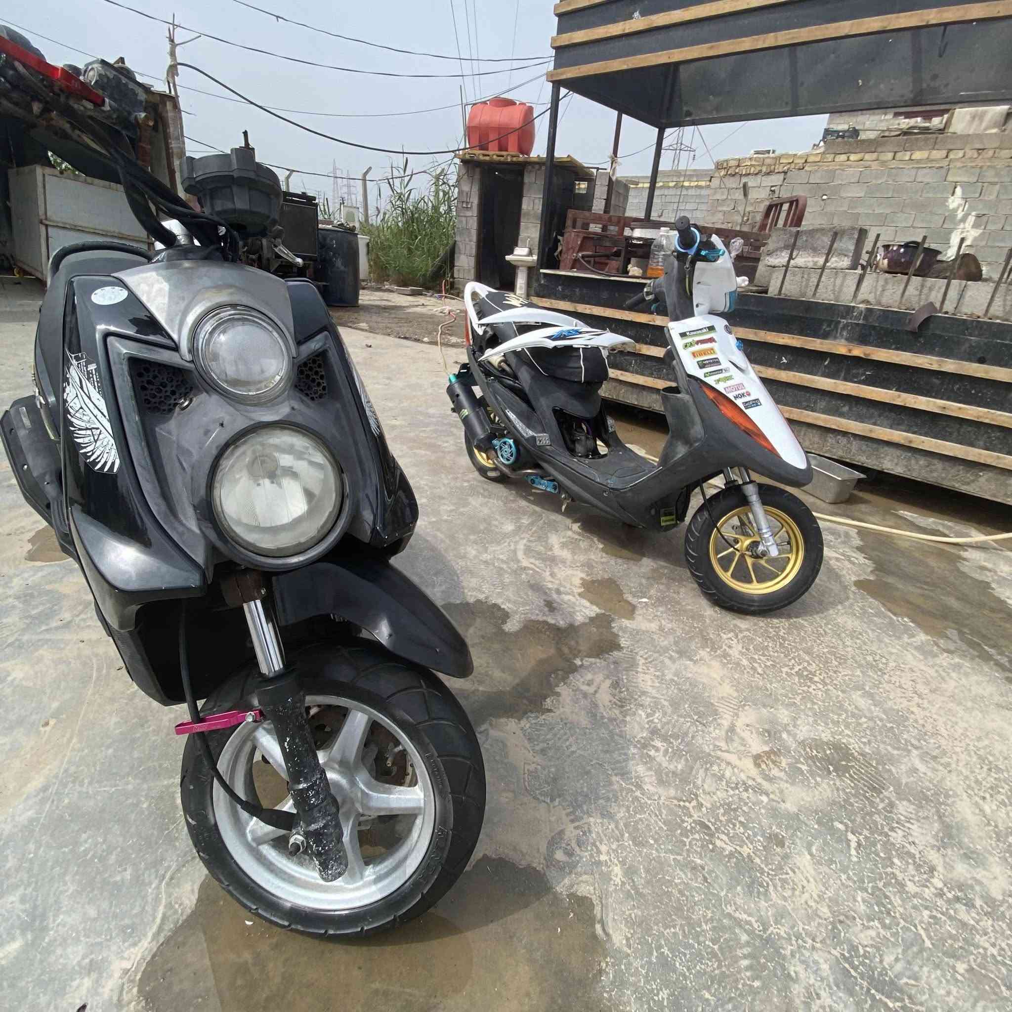 سكنس للبيع مستعجل  خابرني  وكلهه سهل سعر مناسب  مكاني العماره ***********
