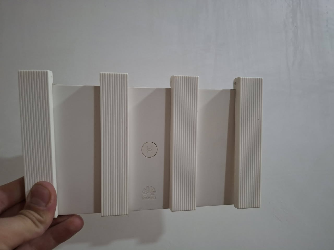 سلام عليكم راوتر عدد 2  الأول هواوي غني عن تعريف  وثاني TP LINK  نضيفات جدا للبيع مكاني بغداد شعله سعر ثنينهم ب 45قفل
متوفر واتس اب
***********
